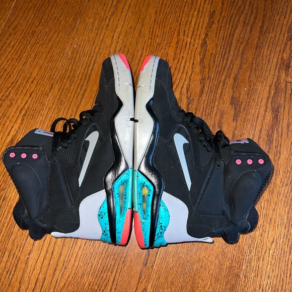 NIKE AIR COMMAND FORCE 'SPURS' Size 8 - Picture 2 of 9